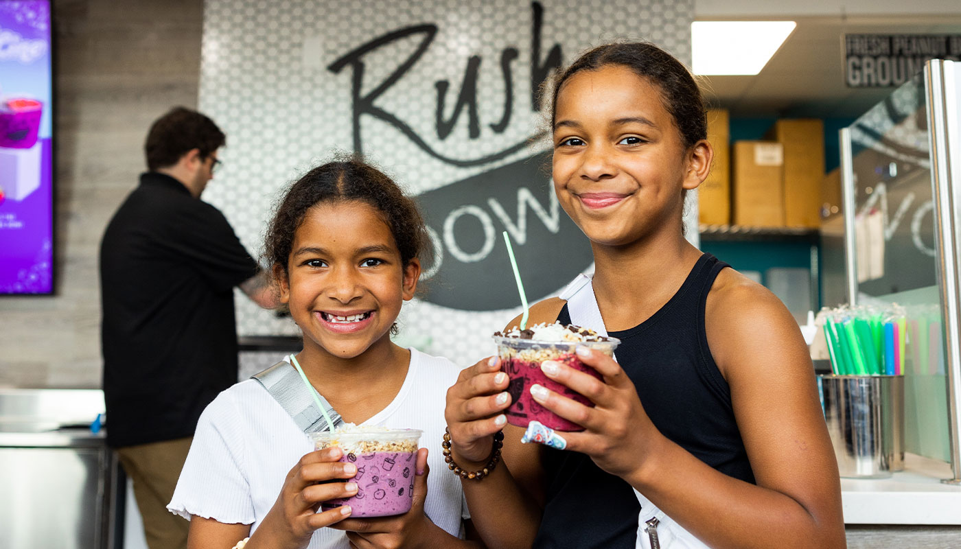 Bring your friends and family to Rush Bowls, the ultimate healthy qsr franchise.