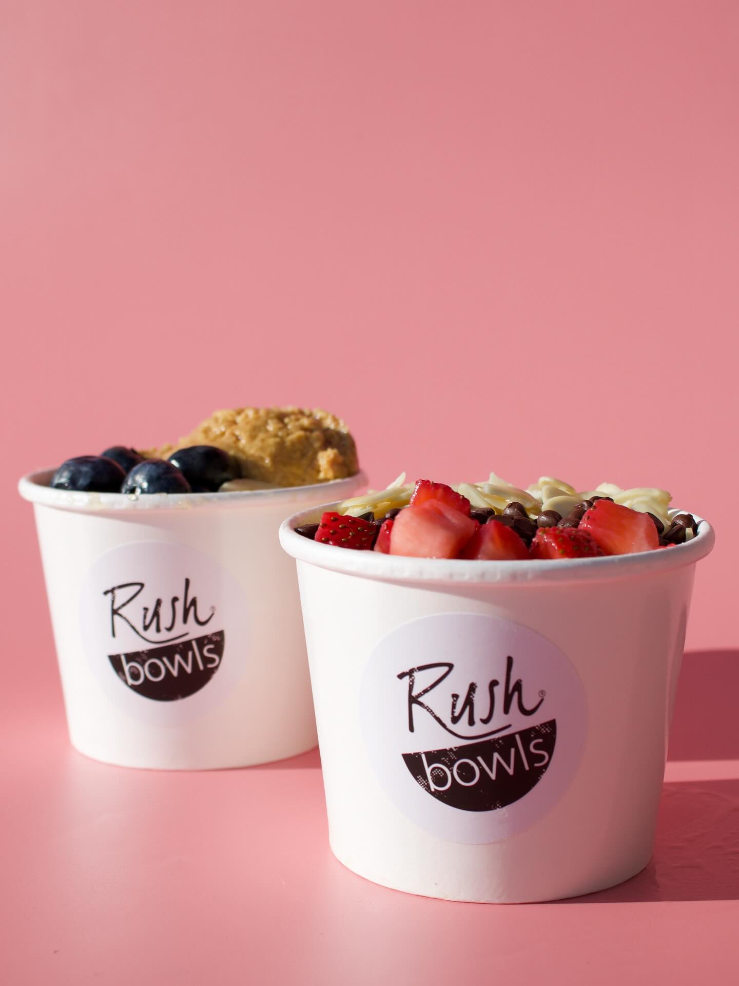 Oatmeal is here—your go-to cozy classic with 3 free toppers of choice 🍂

