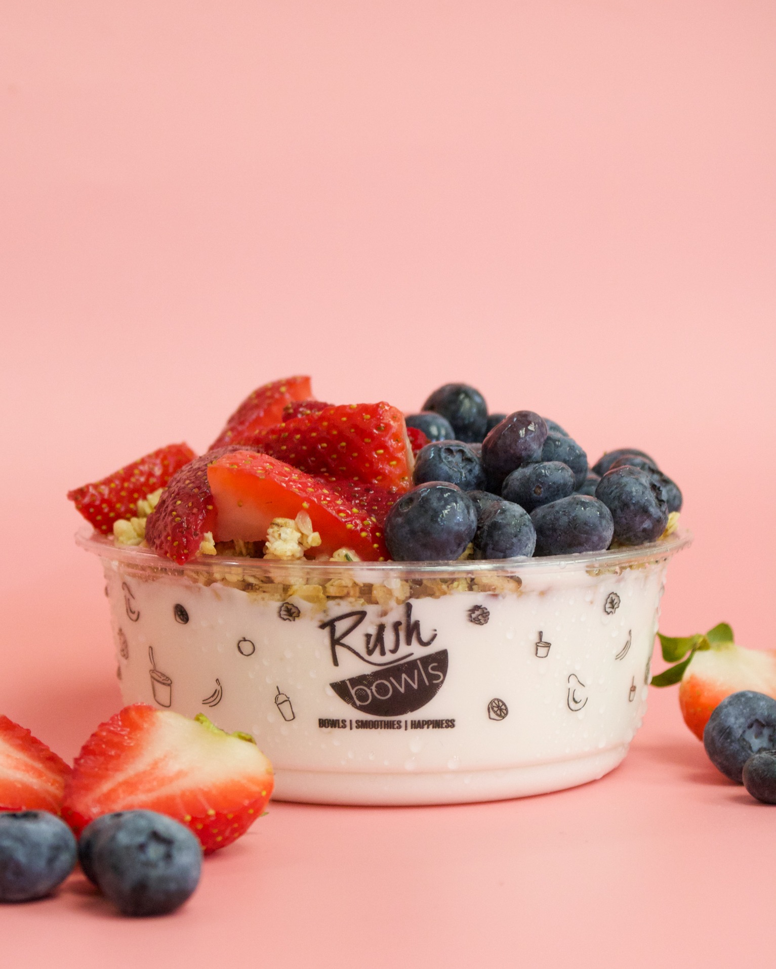 Freshly topped with 3 free picks, our Yogurt Parfaits are creamy, crunchy, and crave-worthy 😍

