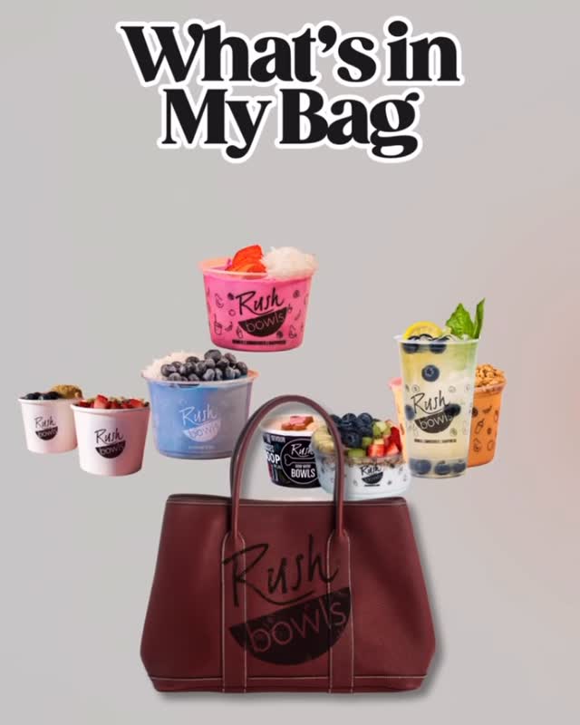 What’s in my bag? Essentials only… ✨ 

